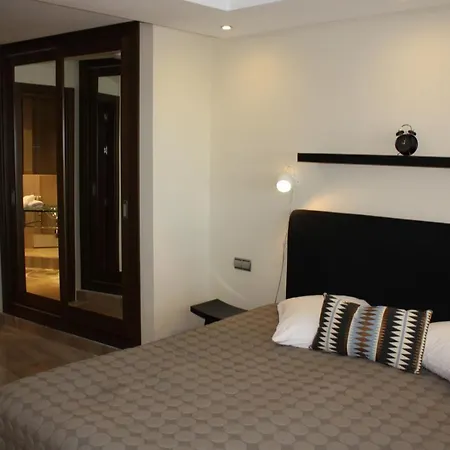 Apartment 125 - Beach Apartment - Private Pool *