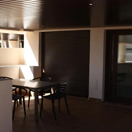 125 - Beach Apartment - Private Pool *
